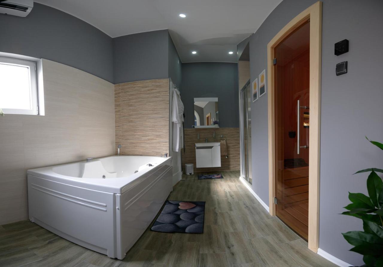 Kikinda Vanimi Lux Apartmani מראה חיצוני תמונה