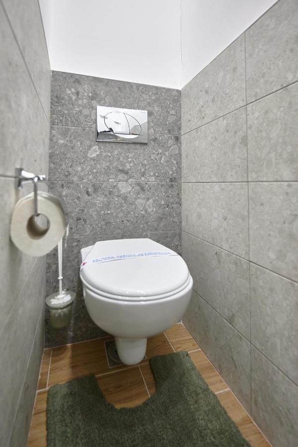 Kikinda Vanimi Lux Apartmani מראה חיצוני תמונה