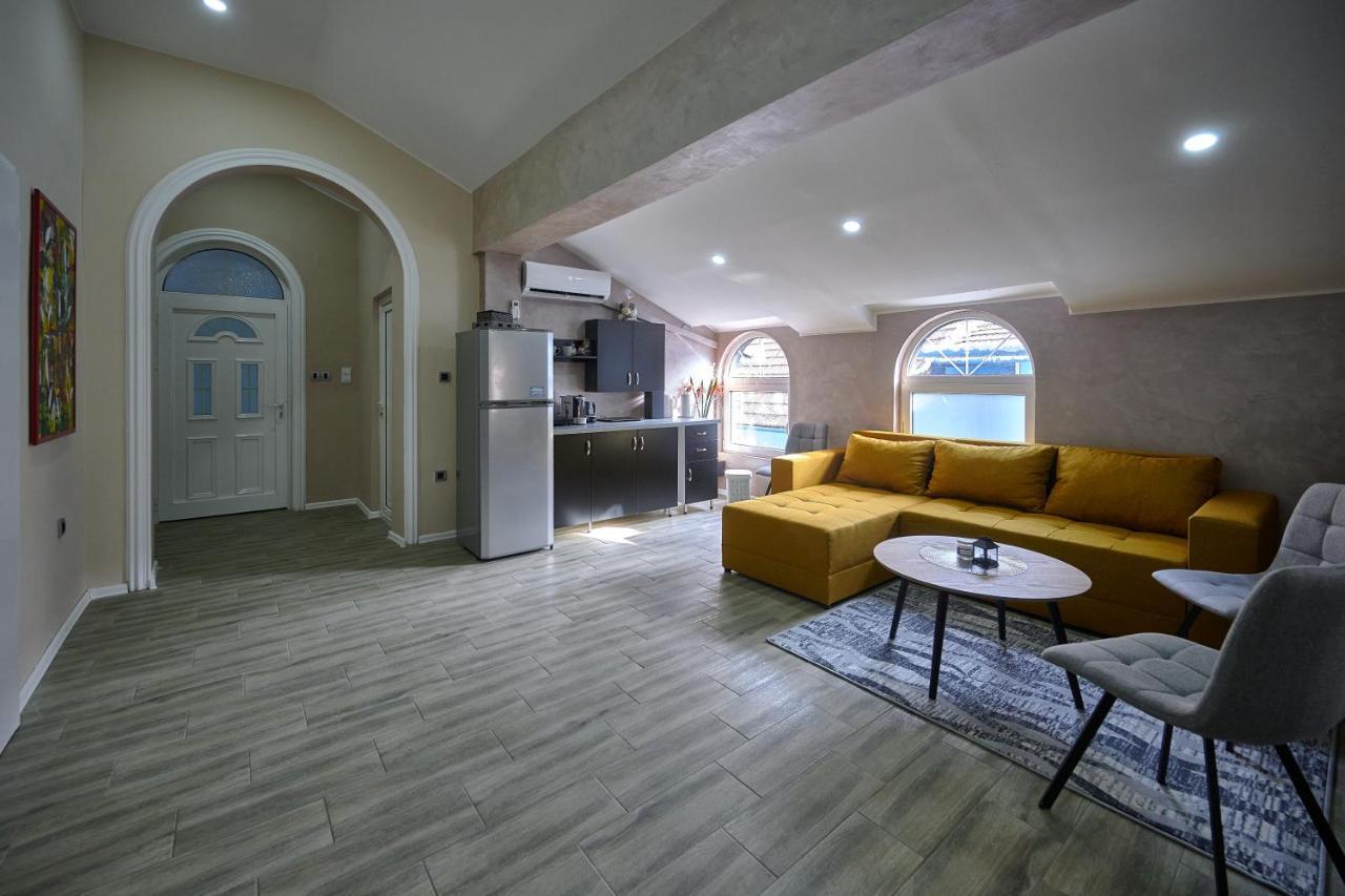 Kikinda Vanimi Lux Apartmani מראה חיצוני תמונה