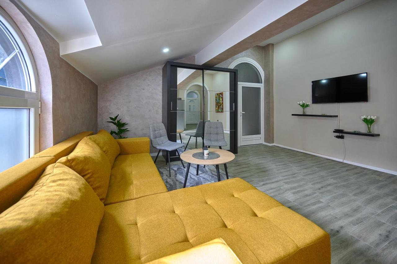 Kikinda Vanimi Lux Apartmani מראה חיצוני תמונה