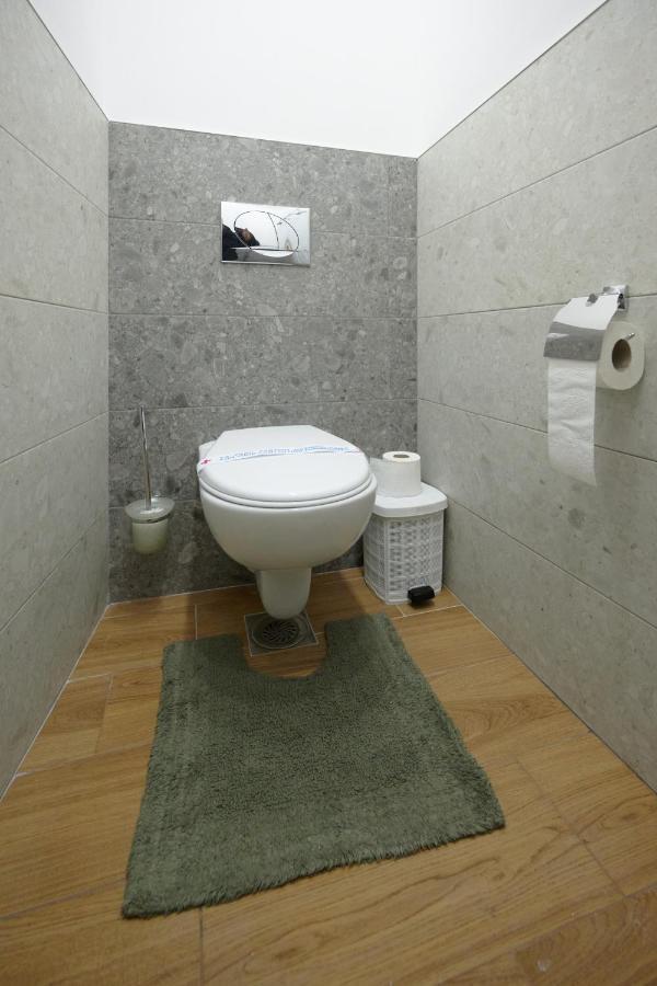 Kikinda Vanimi Lux Apartmani מראה חיצוני תמונה